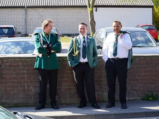 Titelbild zur Galerie Jägercorpskönigschießen 2015