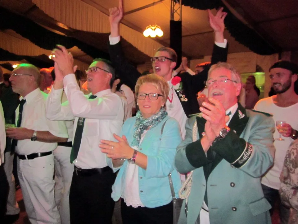 Schützenfest Sonntag 2015 – Foto 140