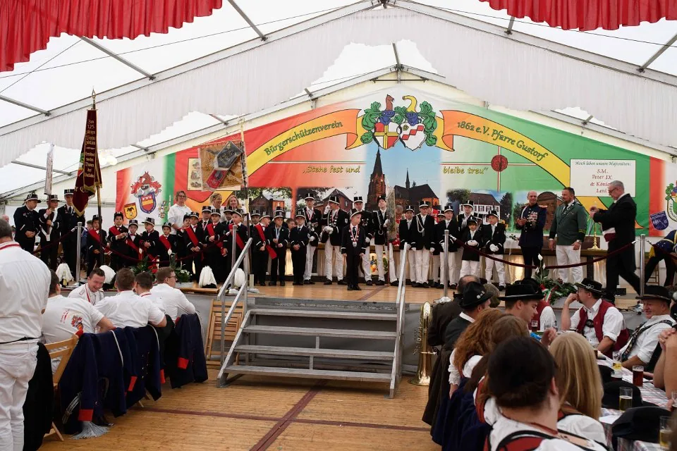 Schützenfest Sonntag Vormittag 2018 – Foto 337