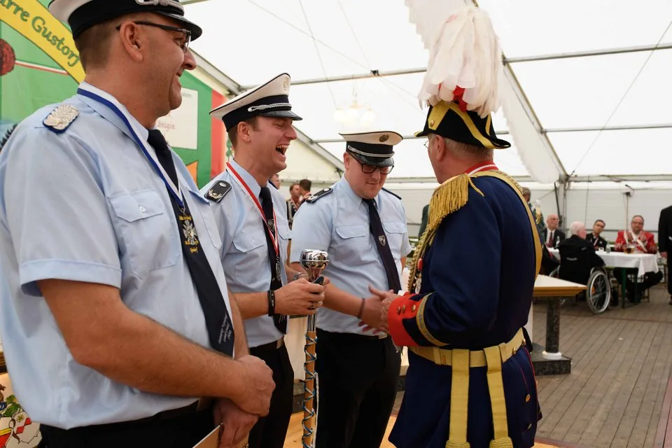 Schützenfest Sonntag Vormittag 2018 – Foto 371