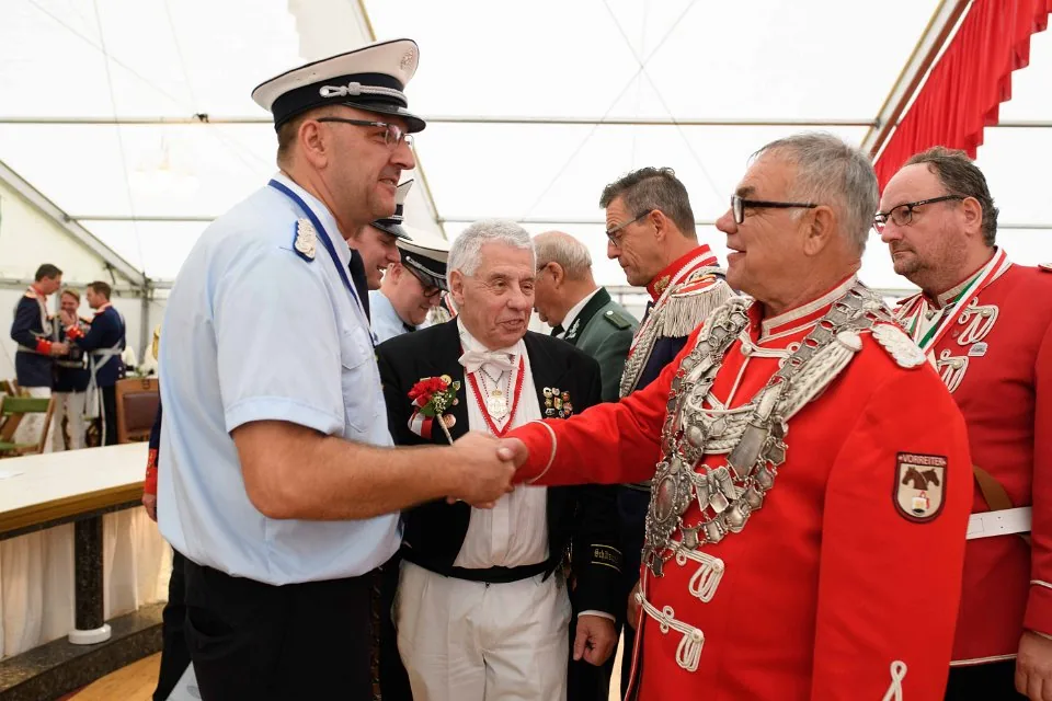 Schützenfest Sonntag Vormittag 2018 – Foto 378