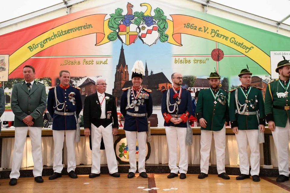Schützenfest Sonntag Vormittag 2018 – Foto 390