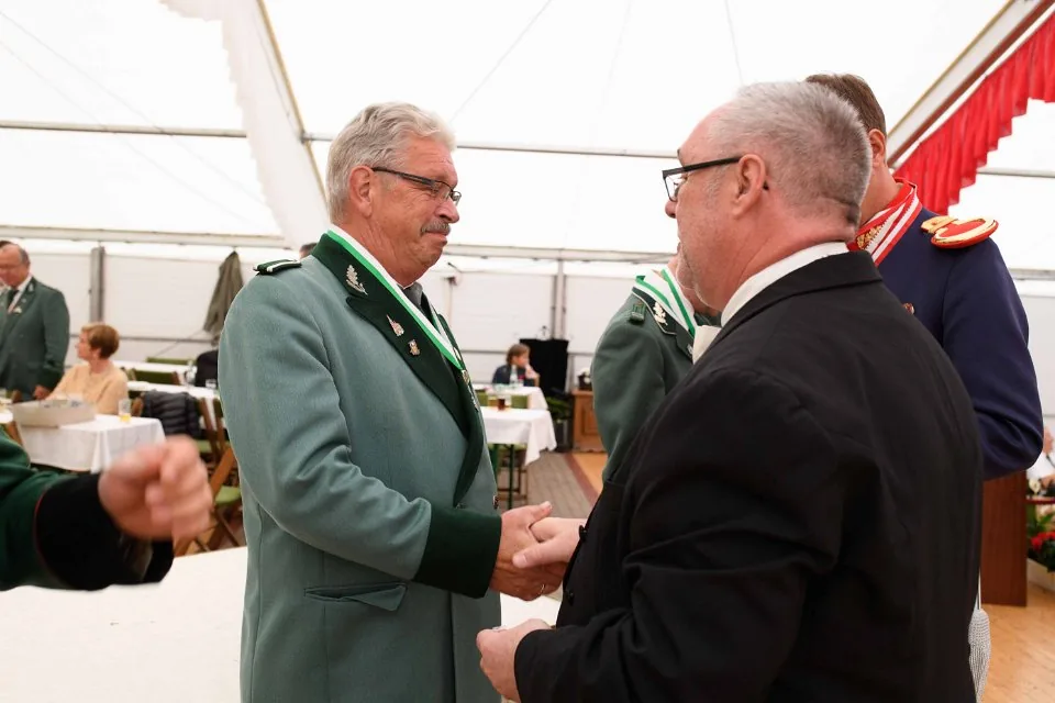 Schützenfest Sonntag Vormittag 2018 – Foto 391
