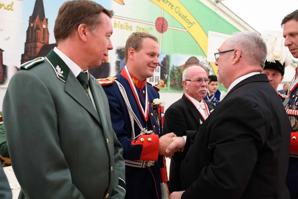 Schützenfest Sonntag Vormittag 2018 – Foto 396