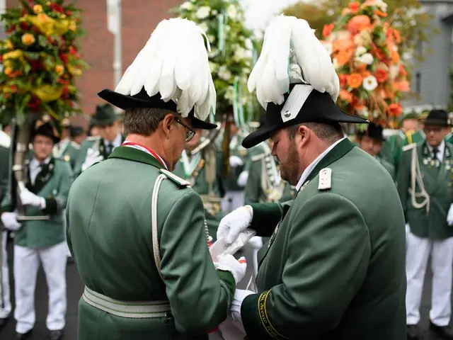 Schützenfest Sonntag Vormittag 2018 – Vorschau 28