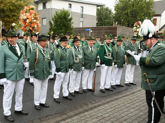 Schützenfest Sonntag Vormittag 2018 – Vorschau 30