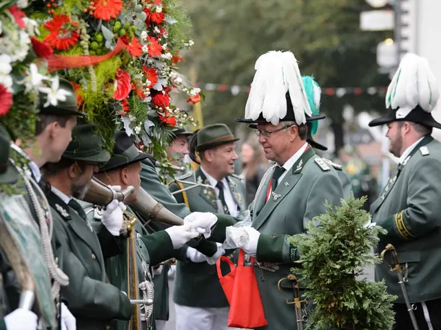 Schützenfest Sonntag Vormittag 2018 – Vorschau 33