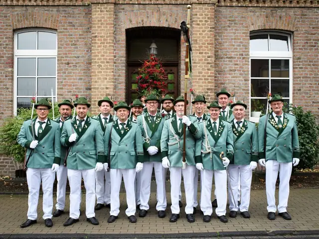 Schützenfest Sonntag Vormittag 2018 – Vorschau 40