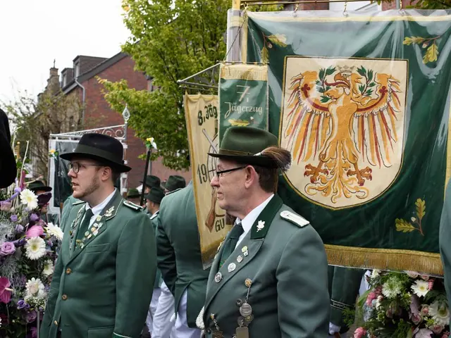 Schützenfest Sonntag Vormittag 2018 – Vorschau 41