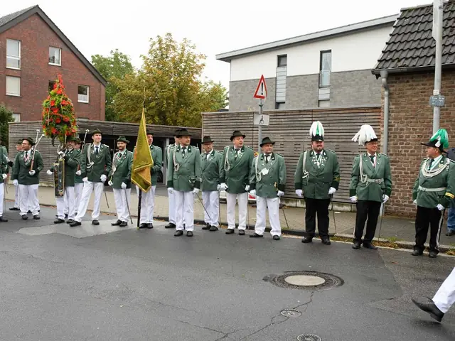 Schützenfest Sonntag Vormittag 2018 – Vorschau 53