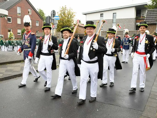 Schützenfest Sonntag Vormittag 2018 – Vorschau 58