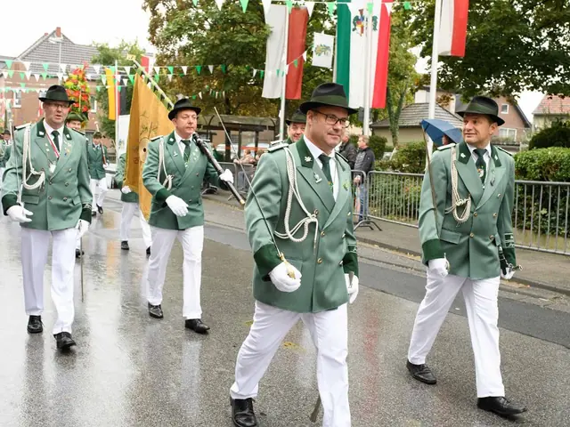 Schützenfest Sonntag Vormittag 2018 – Vorschau 74