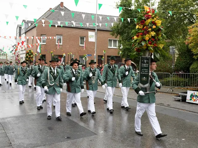 Schützenfest Sonntag Vormittag 2018 – Vorschau 90