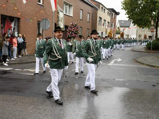 Schützenfest Sonntag Vormittag 2018 – Vorschau 93