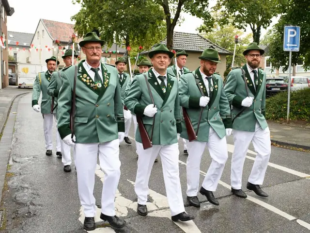 Schützenfest Sonntag Vormittag 2018 – Vorschau 103