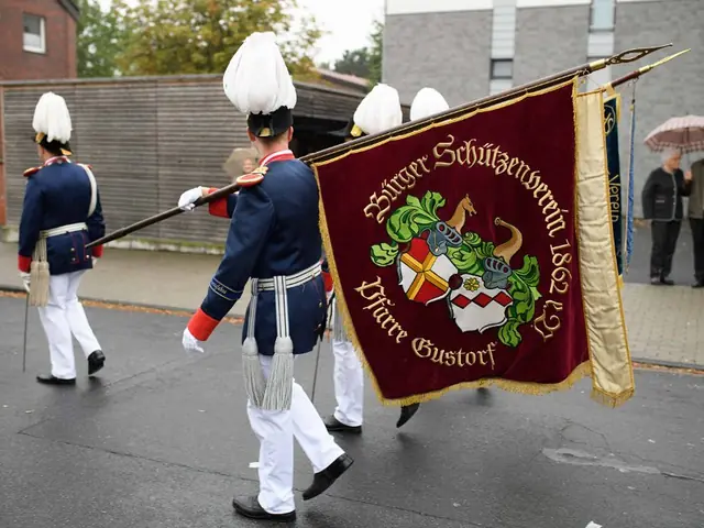 Schützenfest Sonntag Vormittag 2018 – Vorschau 111