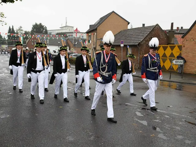 Schützenfest Sonntag Vormittag 2018 – Vorschau 128