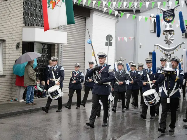 Schützenfest Sonntag Vormittag 2018 – Vorschau 140