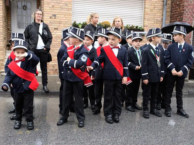 Schützenfest Sonntag Vormittag 2018 – Vorschau 153