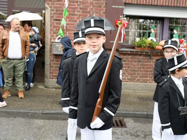 Schützenfest Sonntag Vormittag 2018 – Vorschau 155
