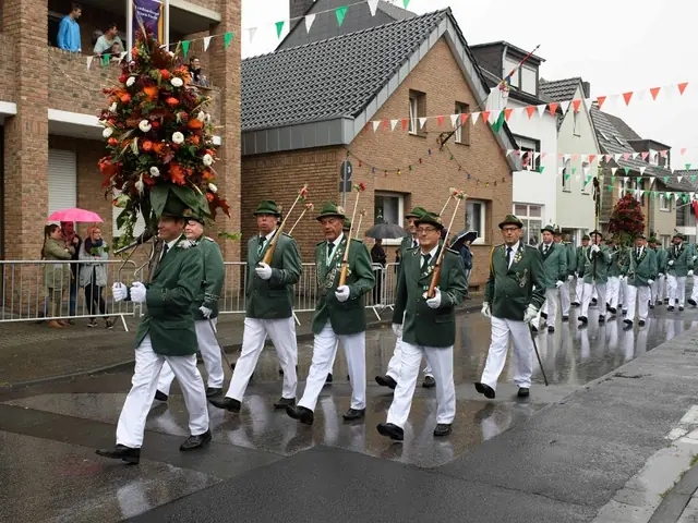 Schützenfest Sonntag Vormittag 2018 – Vorschau 172