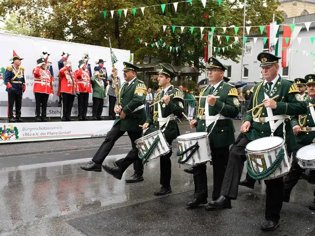 Schützenfest Sonntag Vormittag 2018 – Vorschau 189