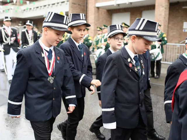 Schützenfest Sonntag Vormittag 2018 – Vorschau 200