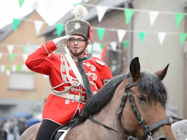 Schützenfest Sonntag Vormittag 2018 – Vorschau 205