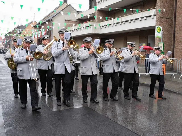 Schützenfest Sonntag Vormittag 2018 – Vorschau 226