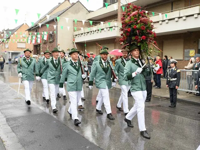 Schützenfest Sonntag Vormittag 2018 – Vorschau 258