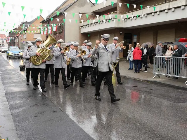 Schützenfest Sonntag Vormittag 2018 – Vorschau 265