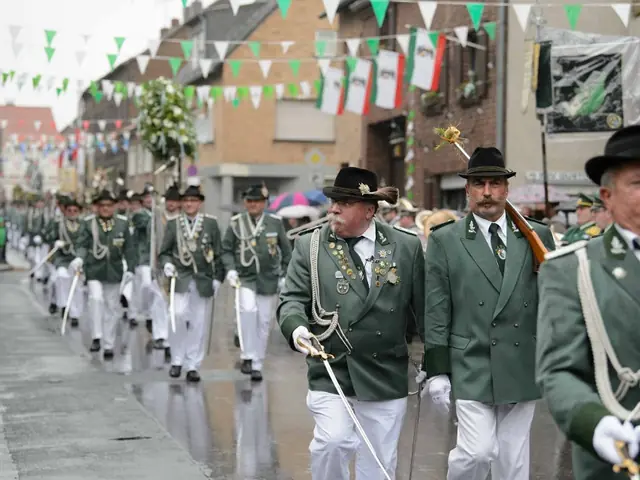 Schützenfest Sonntag Vormittag 2018 – Vorschau 270