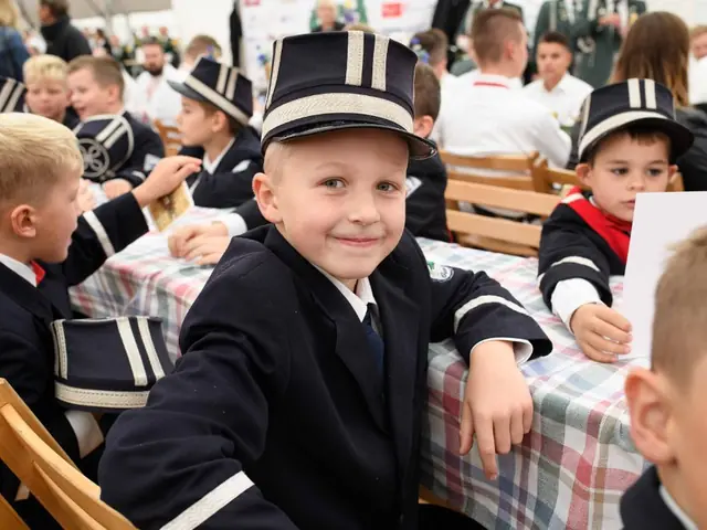 Schützenfest Sonntag Vormittag 2018 – Vorschau 286