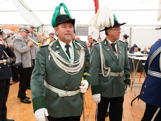 Schützenfest Sonntag Vormittag 2018 – Vorschau 289