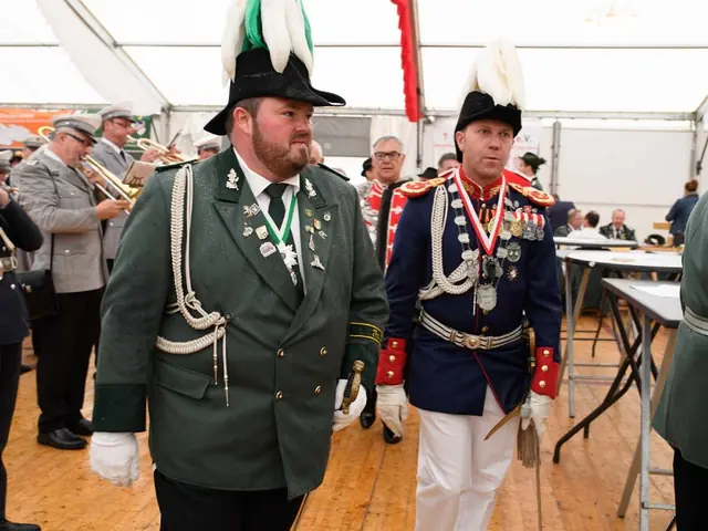 Schützenfest Sonntag Vormittag 2018 – Vorschau 290