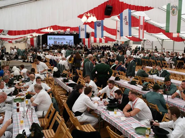 Schützenfest Sonntag Vormittag 2018 – Vorschau 294