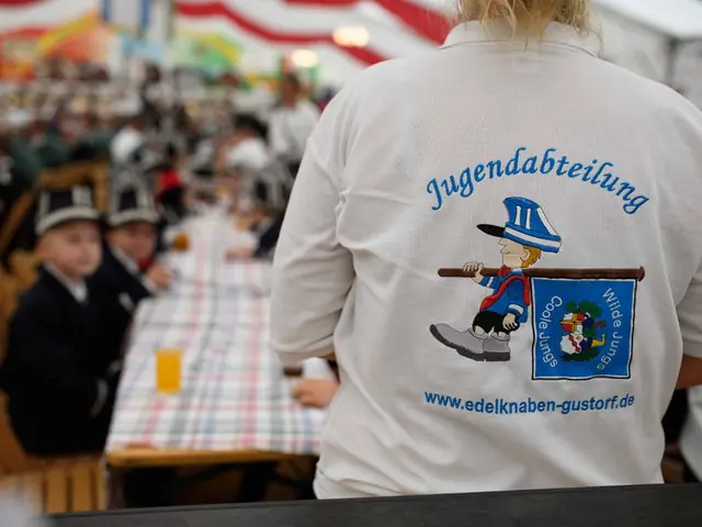 Schützenfest Sonntag Vormittag 2018 – Vorschau 298