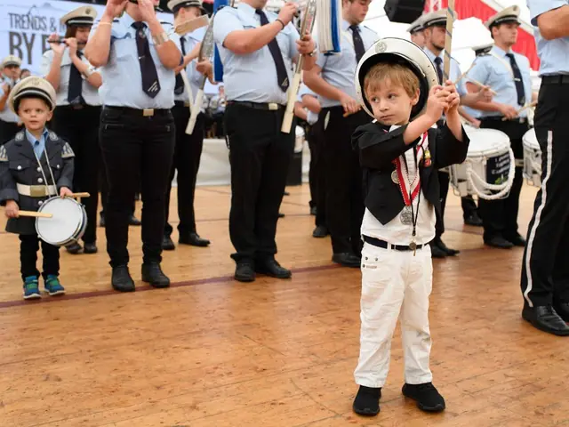 Schützenfest Sonntag Vormittag 2018 – Vorschau 304