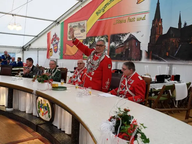 Schützenfest Sonntag Vormittag 2018 – Vorschau 310