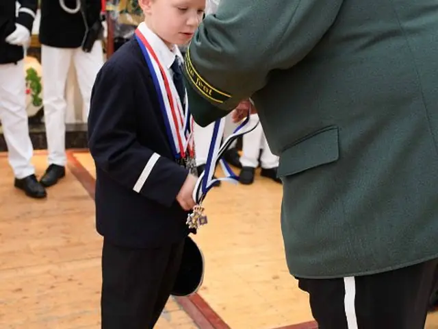 Schützenfest Sonntag Vormittag 2018 – Vorschau 340