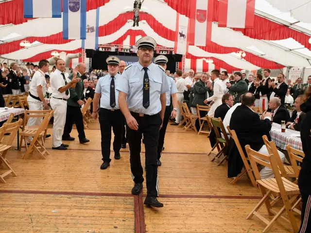 Schützenfest Sonntag Vormittag 2018 – Vorschau 355