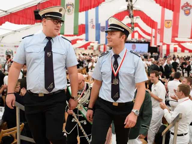 Schützenfest Sonntag Vormittag 2018 – Vorschau 356