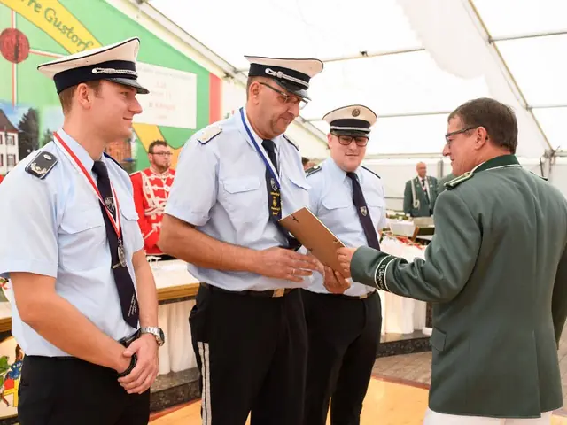 Schützenfest Sonntag Vormittag 2018 – Vorschau 361