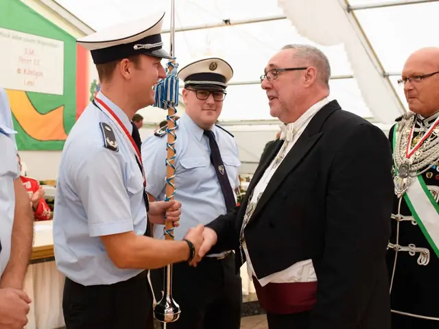 Schützenfest Sonntag Vormittag 2018 – Vorschau 364