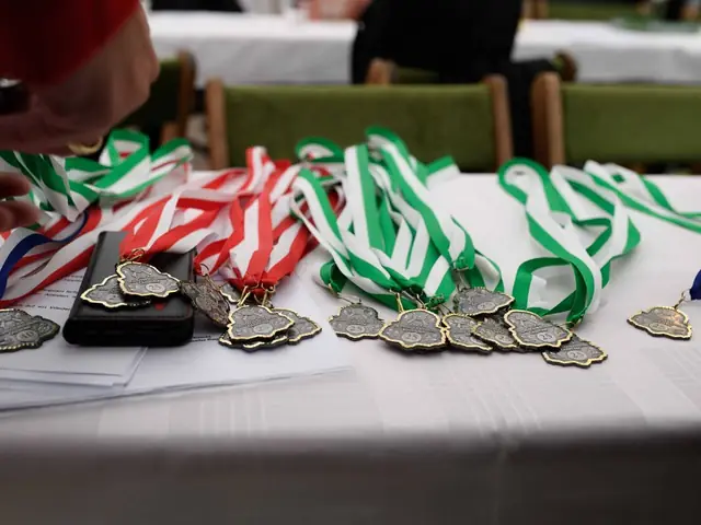 Schützenfest Sonntag Vormittag 2018 – Vorschau 382