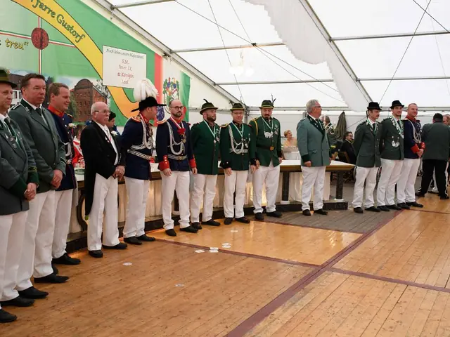 Schützenfest Sonntag Vormittag 2018 – Vorschau 389