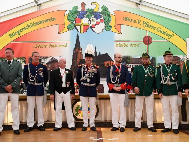 Schützenfest Sonntag Vormittag 2018 – Vorschau 390
