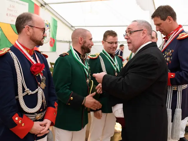 Schützenfest Sonntag Vormittag 2018 – Vorschau 393