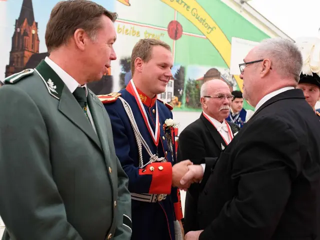 Schützenfest Sonntag Vormittag 2018 – Vorschau 396