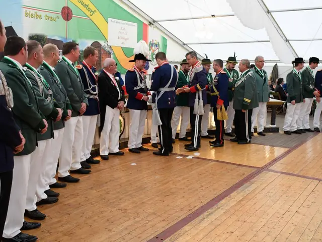 Schützenfest Sonntag Vormittag 2018 – Vorschau 403